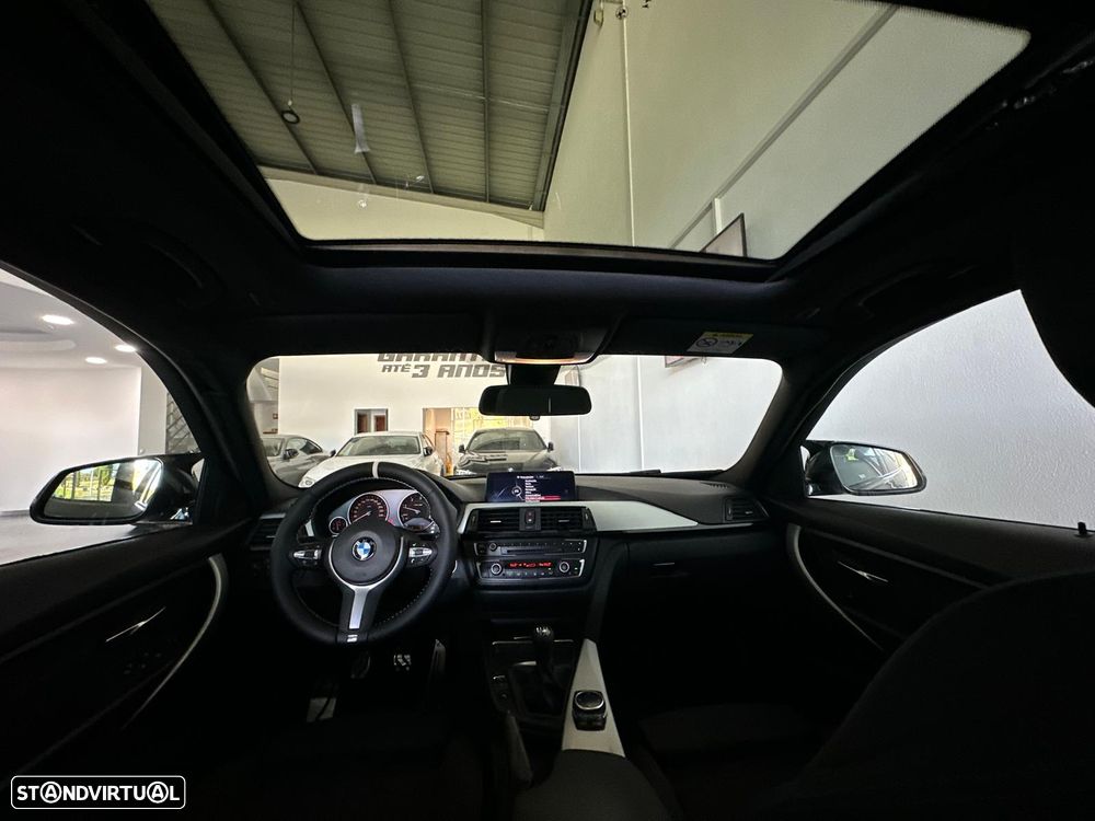 BMW 320 d Pack M - 13
