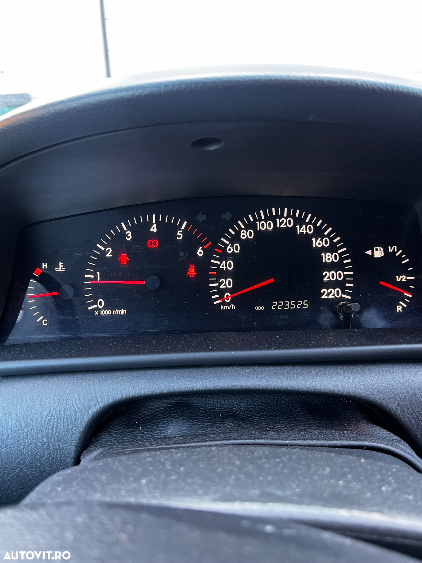 Toyota Corolla 2.0 D H/B Sol - 8