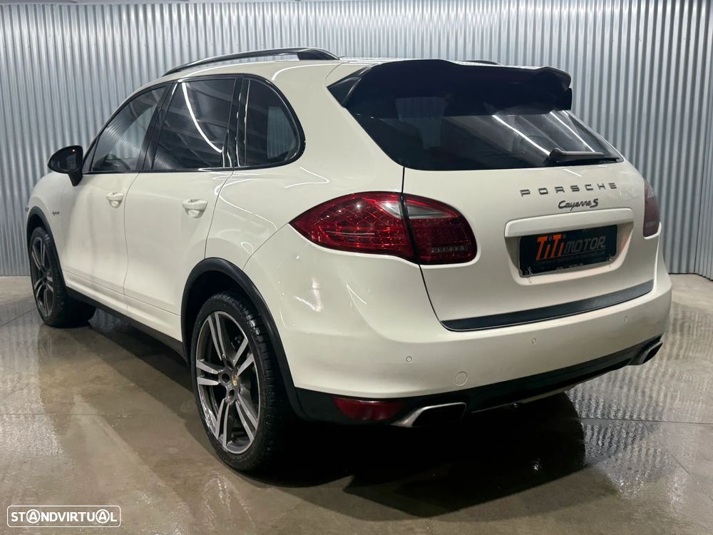 Porsche Cayenne S - 5