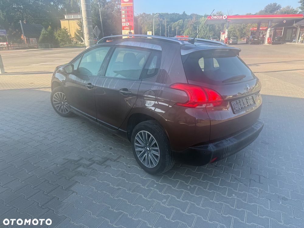 Peugeot 2008 1.2 Pure Tech Style - 5