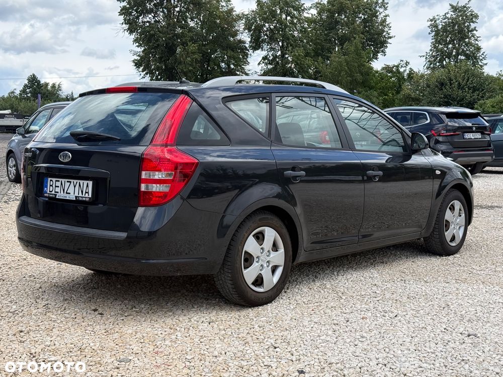 Kia Ceed 1.6 L - 16