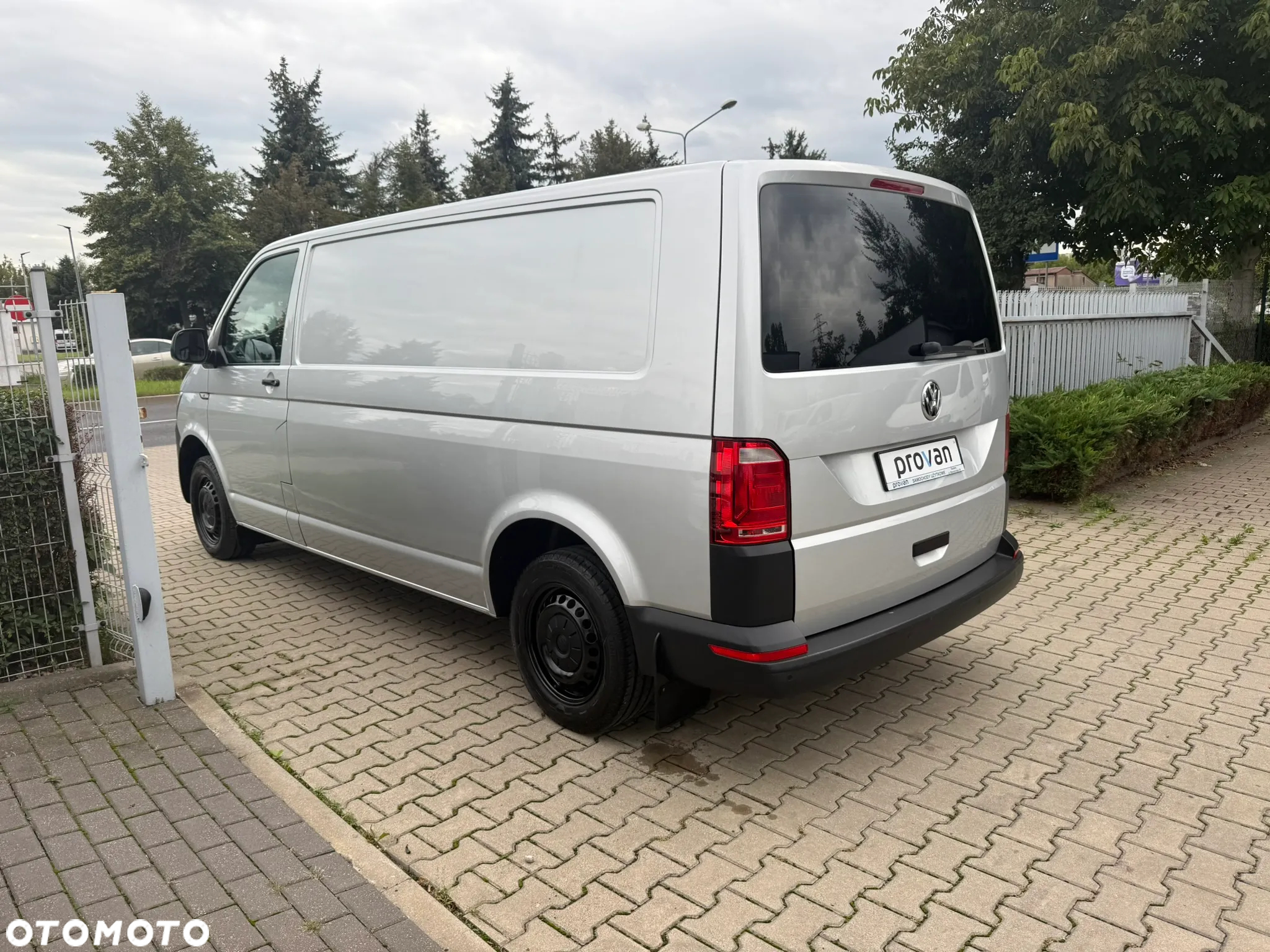Volkswagen TRANSPORTER 2,0 TDI 102KM L2 DŁUGI NAWIGACJA / KLIMATYZACJA - 11