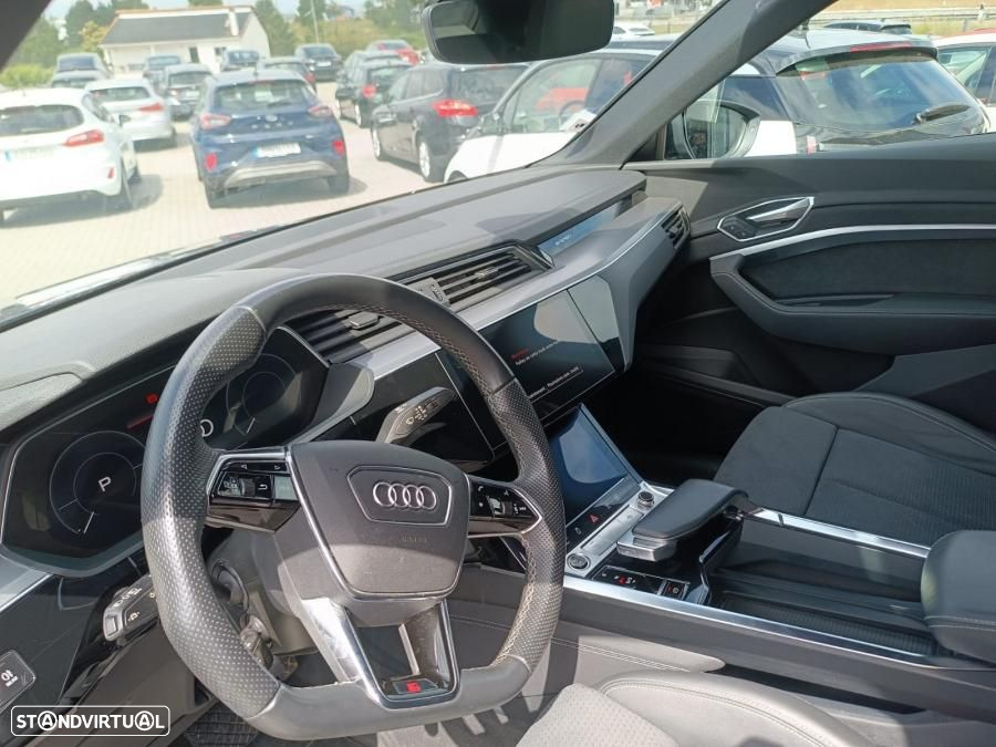 Audi e-tron 55 quattro S line - 5