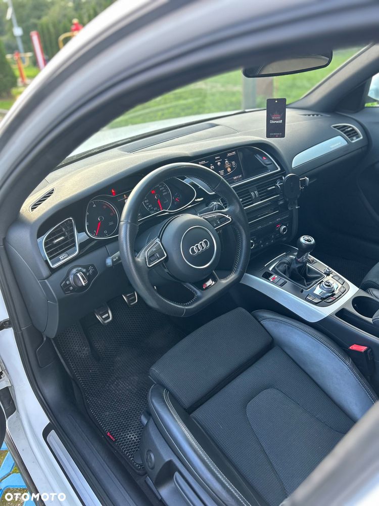Audi A4 Avant 2.0 TDI clean diesel Quattro - 10