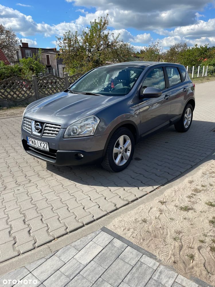 Nissan Qashqai 2.0 dCi 4 x 4 DPF tekna - 1