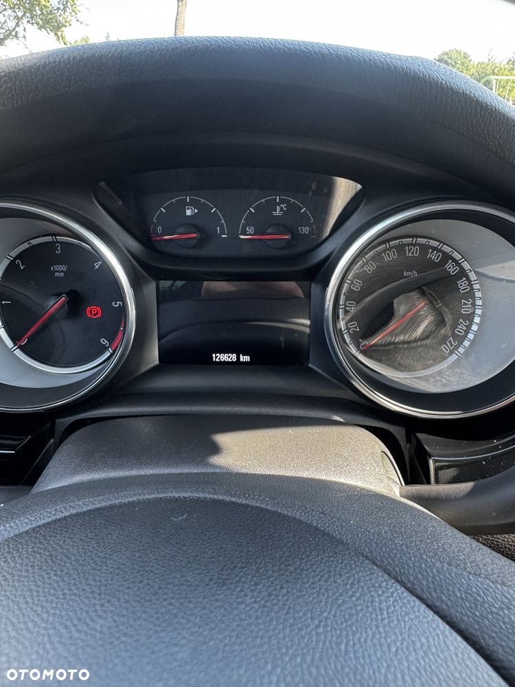 Opel Astra 1.6 CDTI Essentia - 8