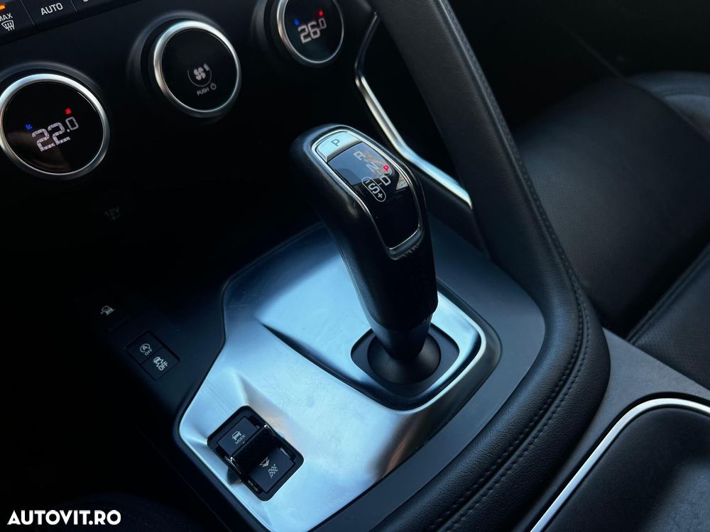 Jaguar E-Pace D150 AWD Aut. - 12