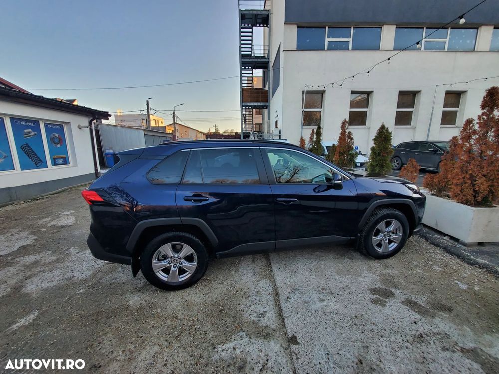 Toyota RAV4 - 3