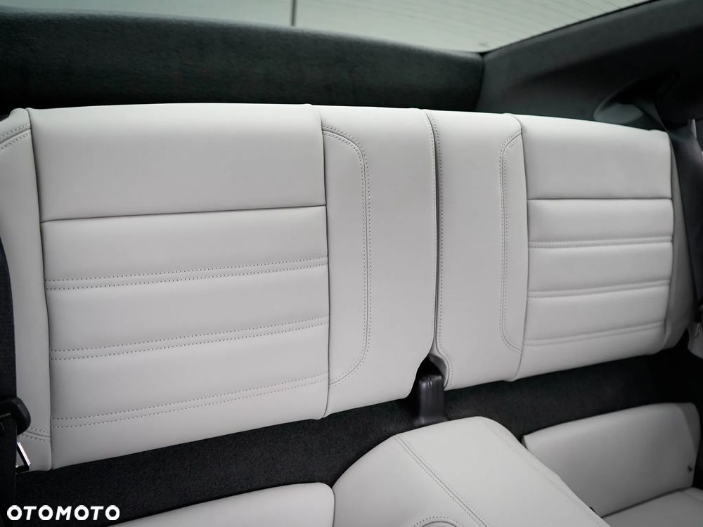 Porsche 911 Turbo - 37