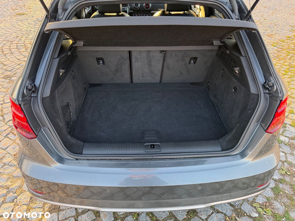 Audi A3 Sportback 2.0 TDI - 32