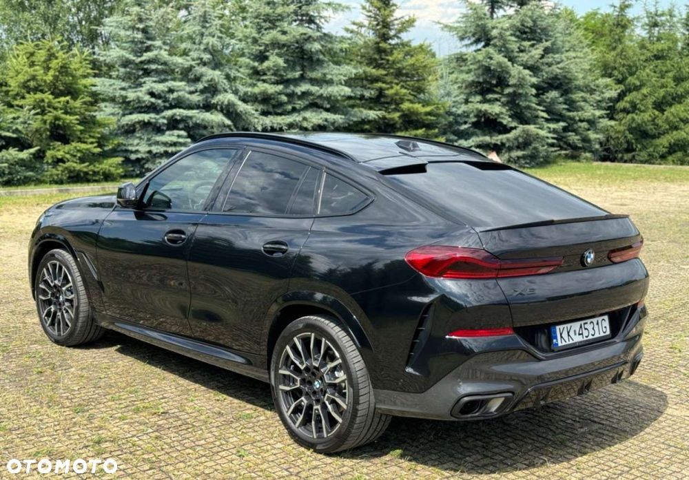 BMW X6 - 11