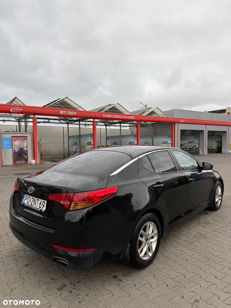 Kia Optima 2011 photo 4