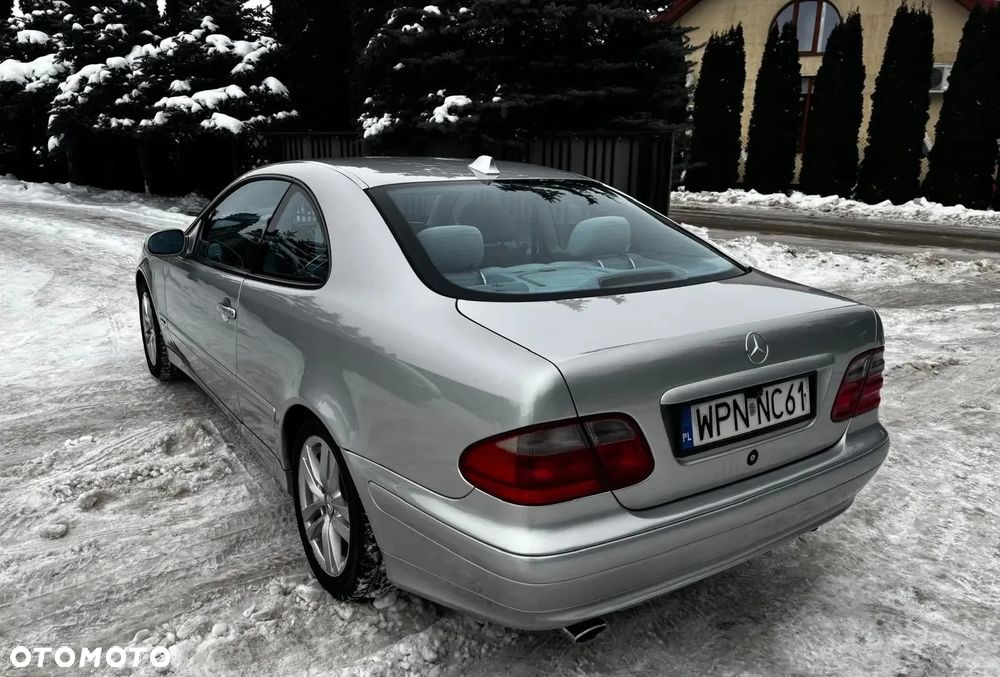Mercedes-Benz CLK - 8
