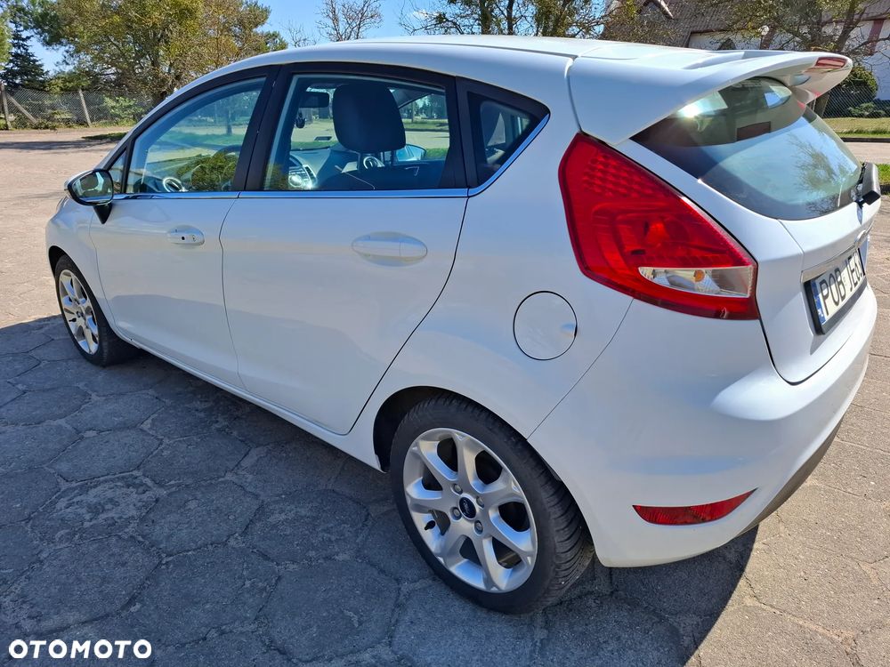 Ford Fiesta 1.4 Titanium - 11