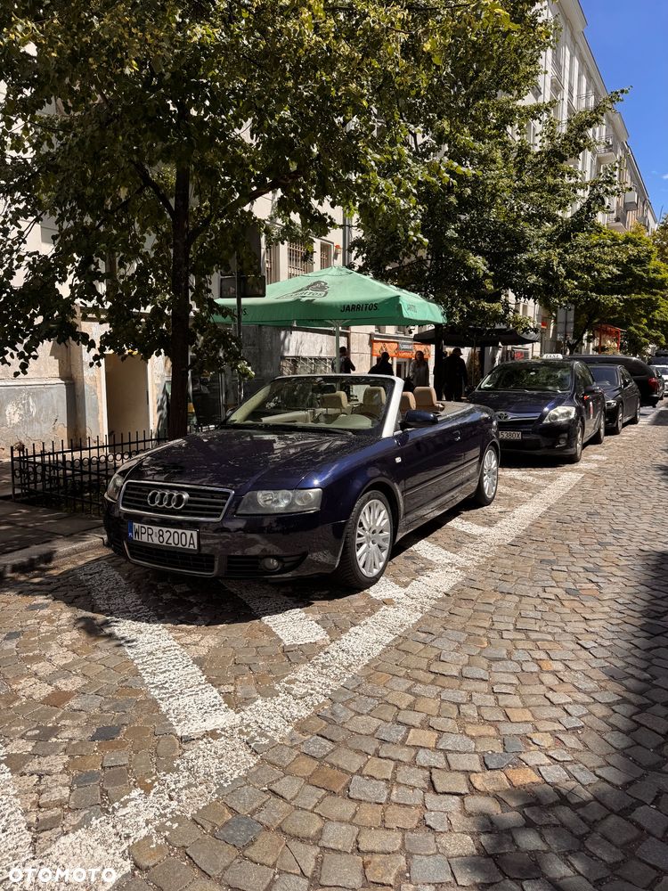 Audi A4 Cabrio 2.4 - 4