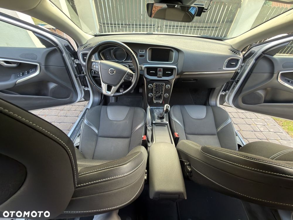 Volvo V40 T3 Drive-E Kinetic - 19
