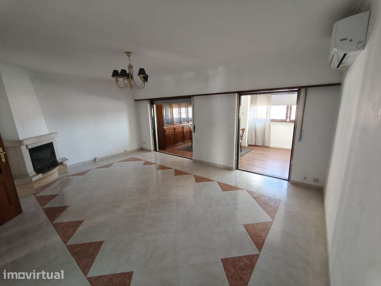 Apartamento T3 Mem-Martins Poente - Grande imagem: 3/25