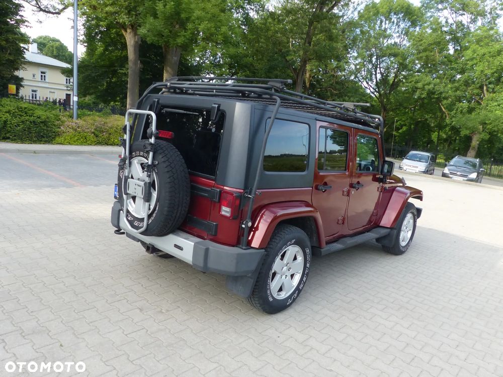 Jeep Wrangler Unlimited 3.8 Automatik Sahara - 9