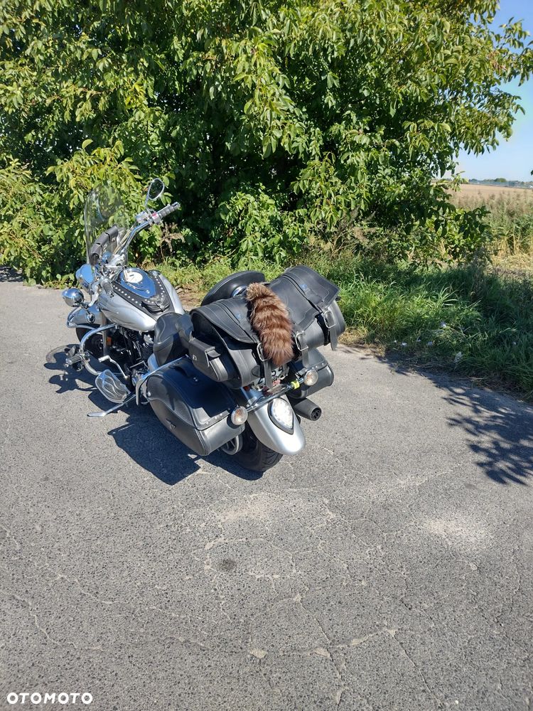 Yamaha Road Star - 2