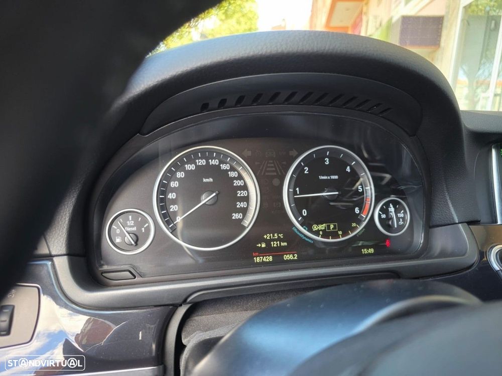 BMW 520 d Line Luxury Auto - 32