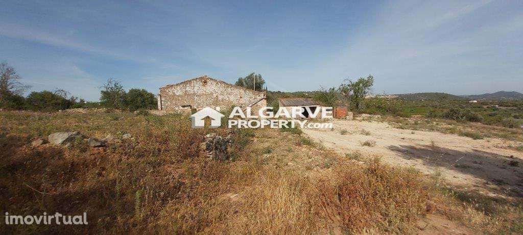 Lote de Terreno com Projeto Aprovado para uma Moradia Contemporânea em - Grande imagem: 5/20