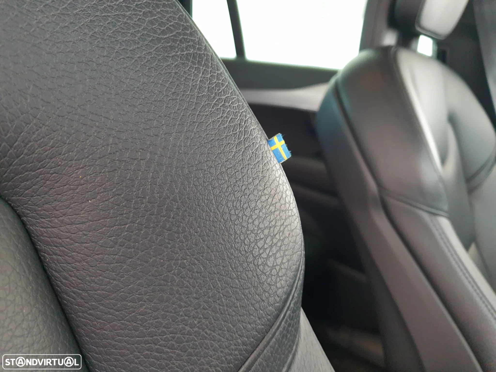 Volvo XC 90 2.0 D4 Momentum - 38