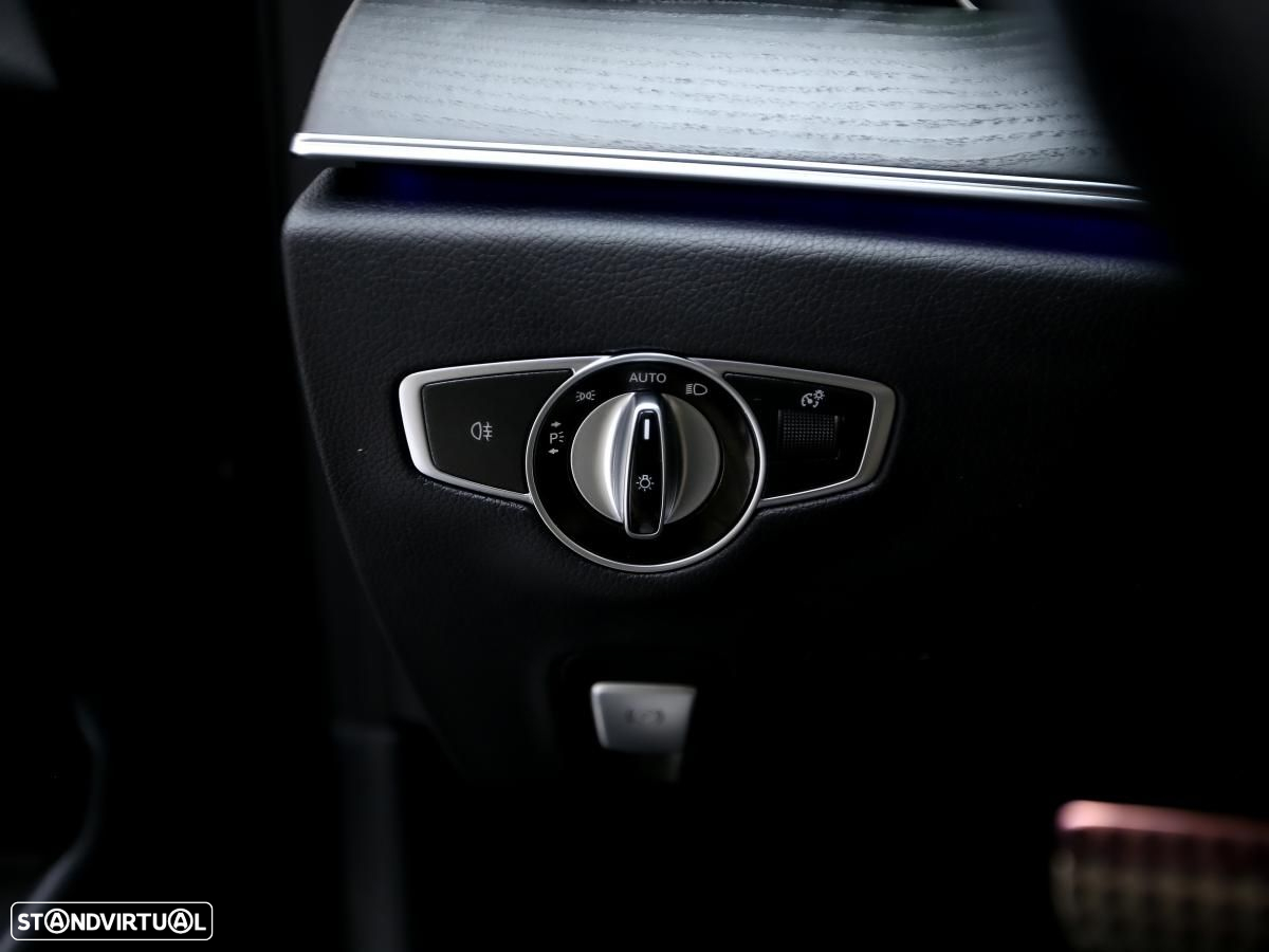 Mercedes-Benz E 300 de 4Matic T 9G-TRONIC AMG Line - 21