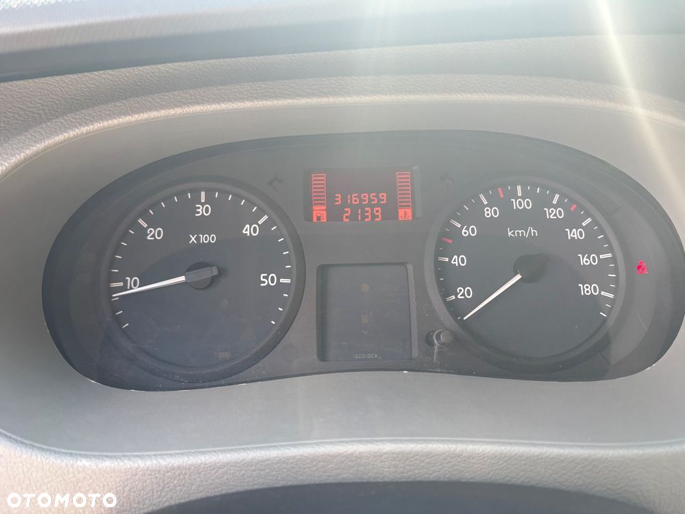 Renault Master - 18