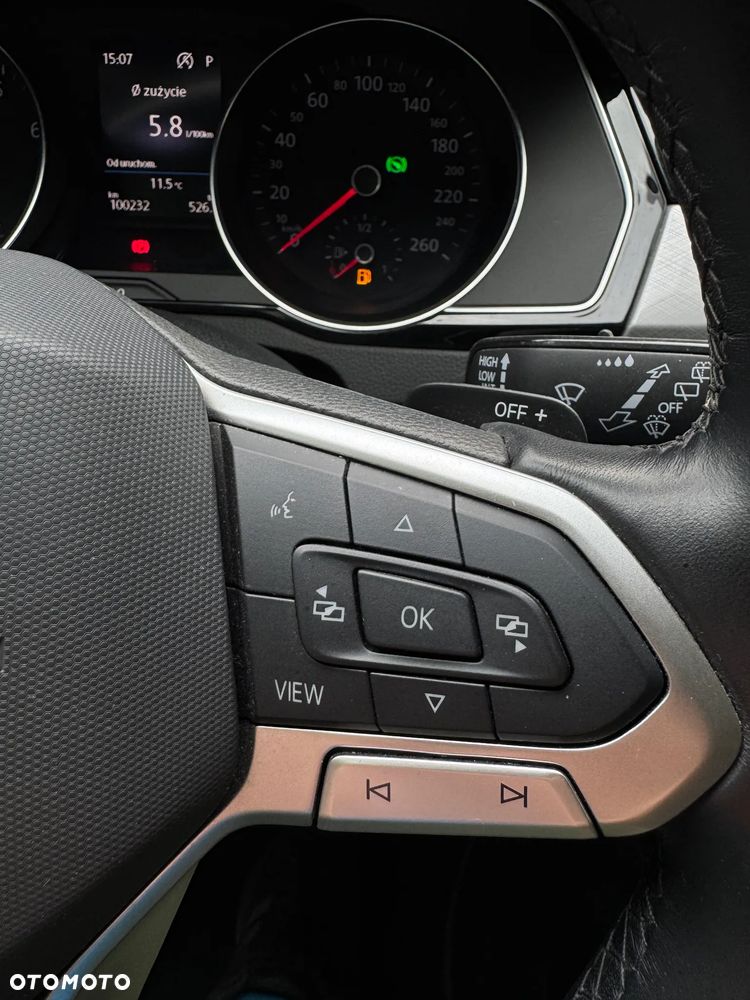 Volkswagen Passat 1.5 TSI EVO Business DSG - 25
