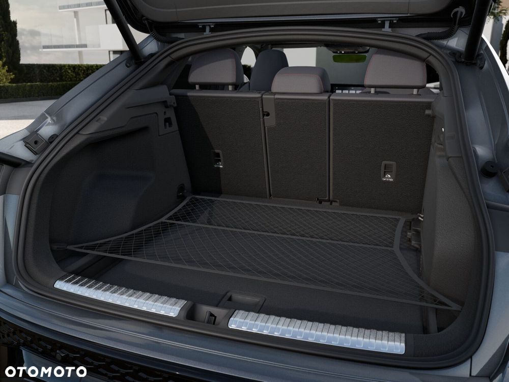 Audi Q3 Sportback - 11