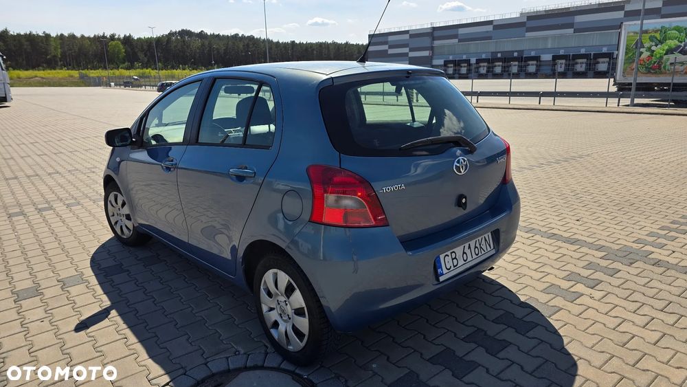 Toyota Yaris - 6