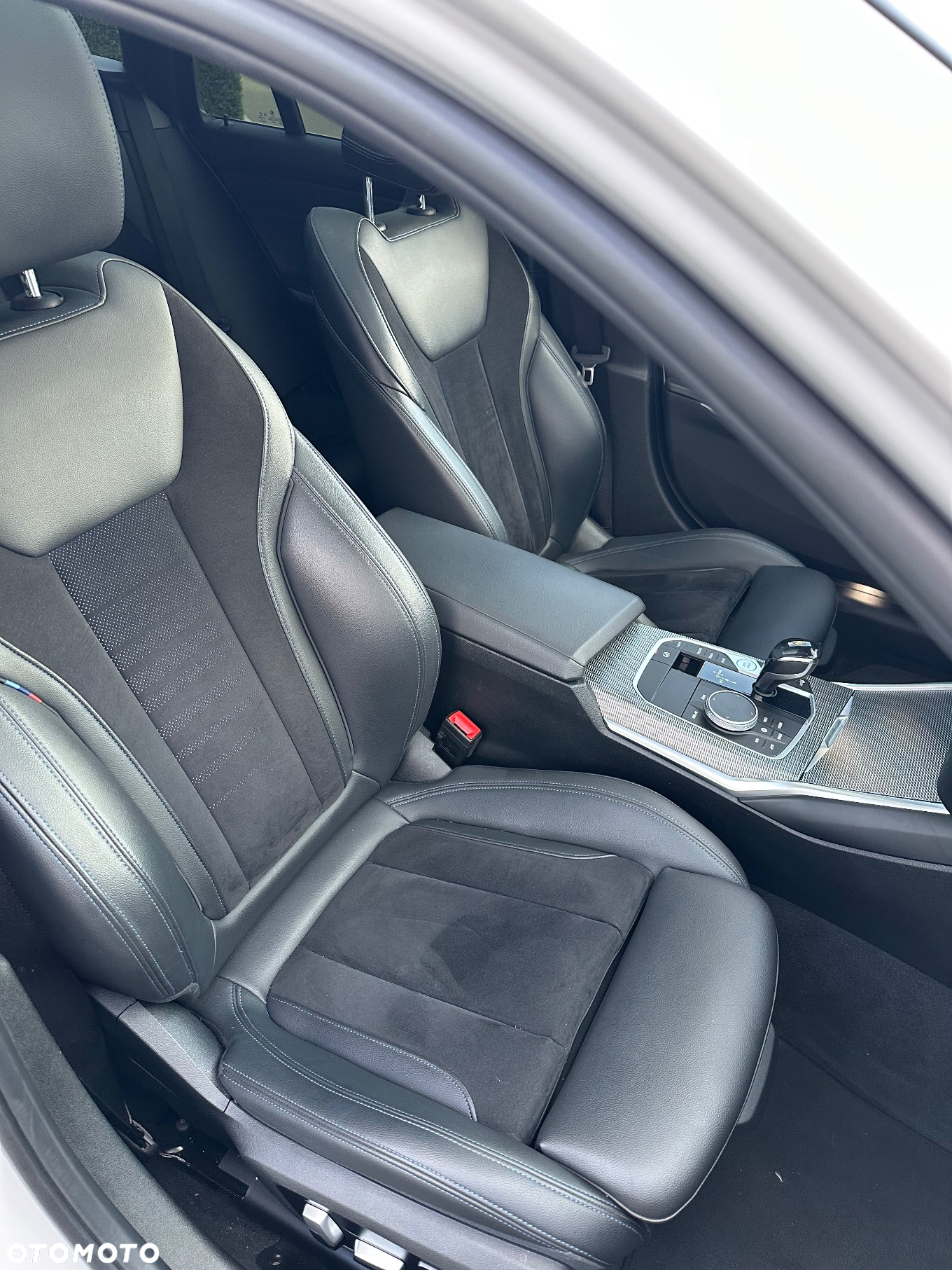 BMW Seria 3 330e M Sport sport - 24