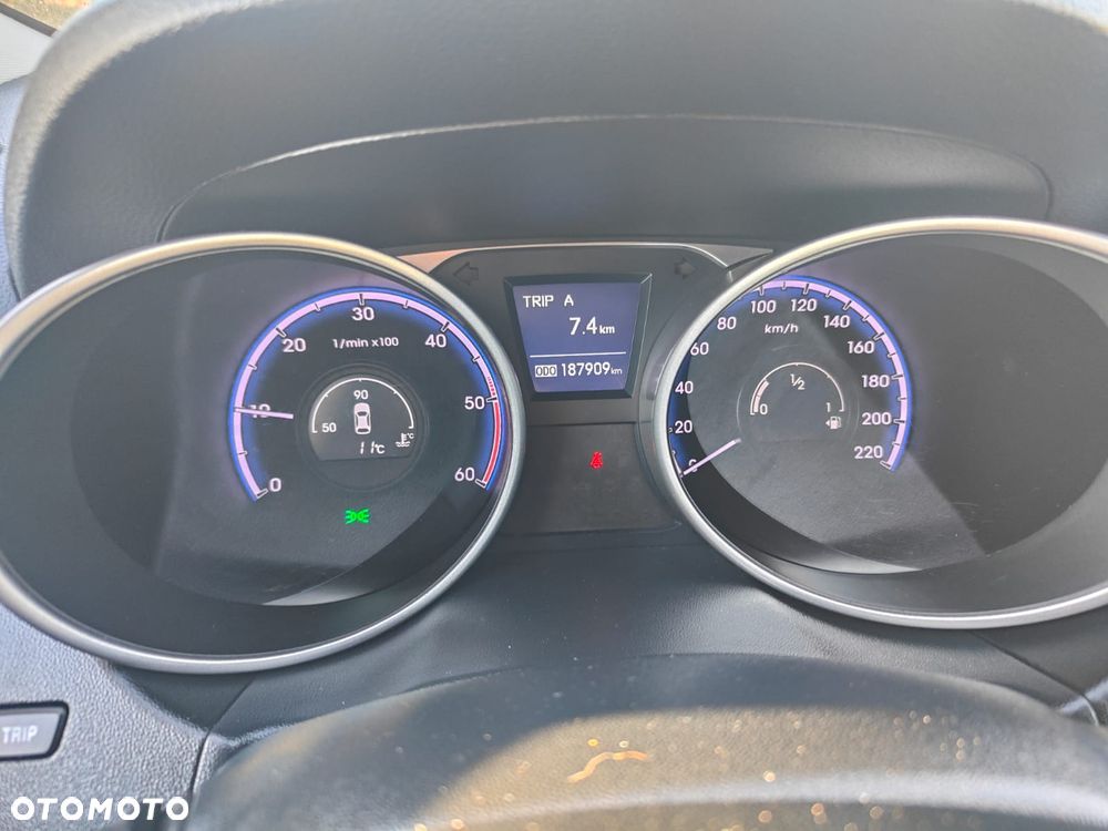 Hyundai ix35 1.7 CRDi 2WD blue Comfort - 11