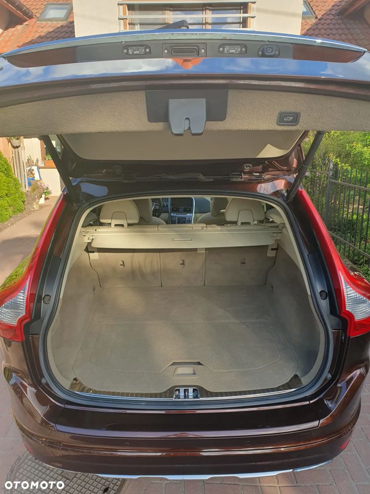 Volvo XC 60 3.2 AWD Summum - 12