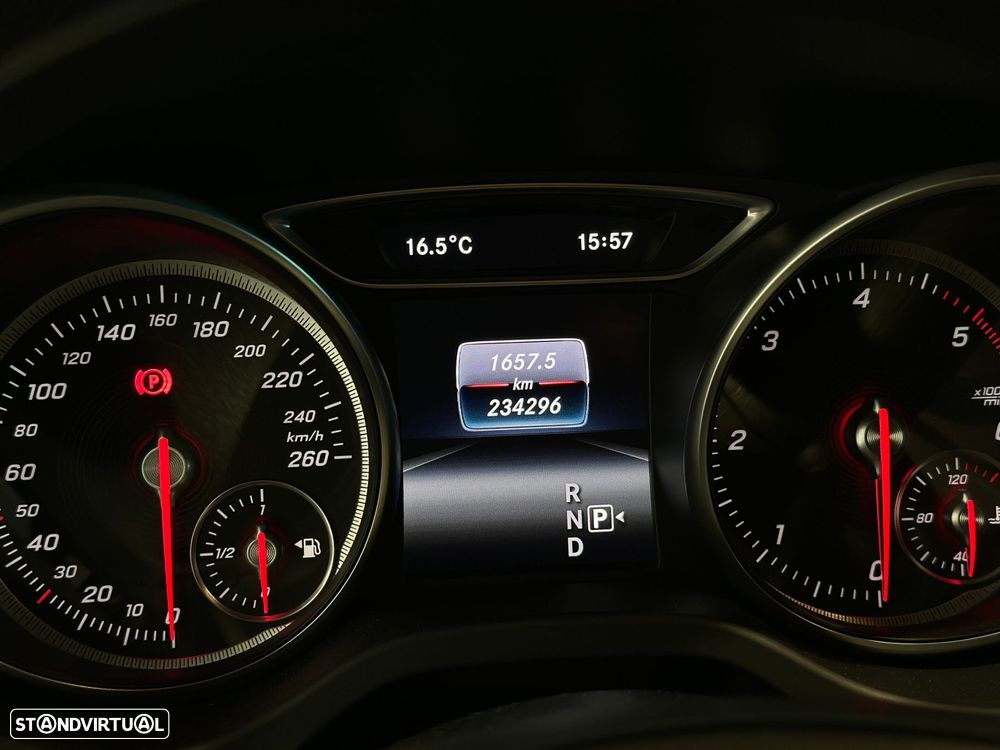 Mercedes-Benz CLA 200 d Shooting Brake Urban Aut. - 14