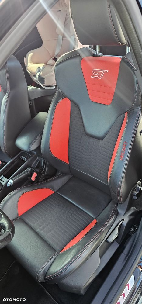 Ford Focus - 7