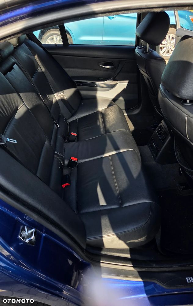 BMW Seria 3 318d - 7