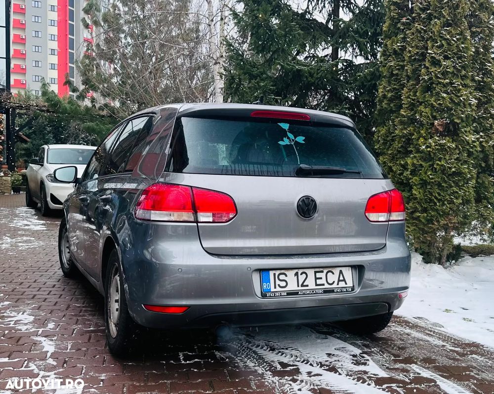 Volkswagen Golf 1.6 TDI DPF DSG Exclusive - 14