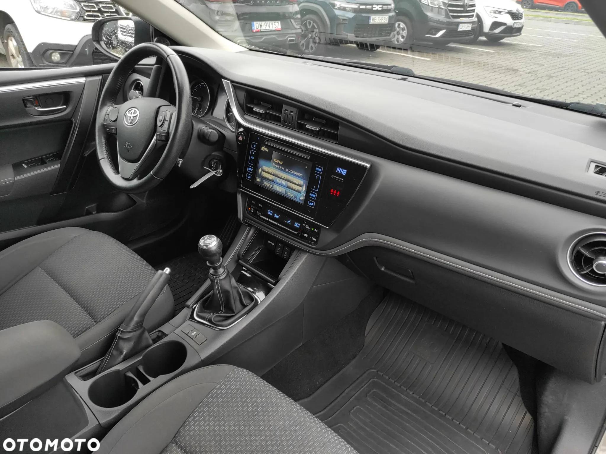 Toyota Corolla 1.6 Comfort - 18
