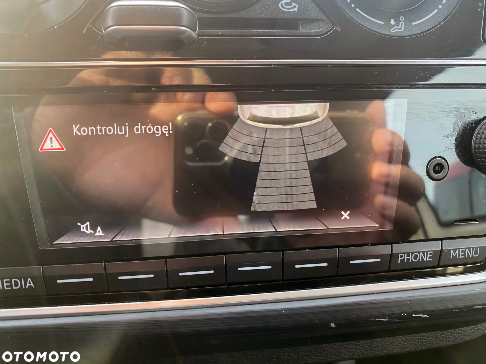 Volkswagen up! sound - 16