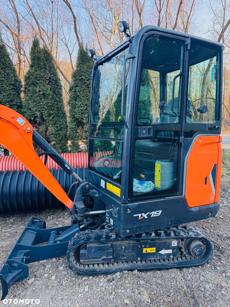 Doosan DX19 - 1