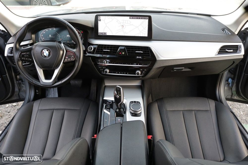 BMW 520 d Auto - 32