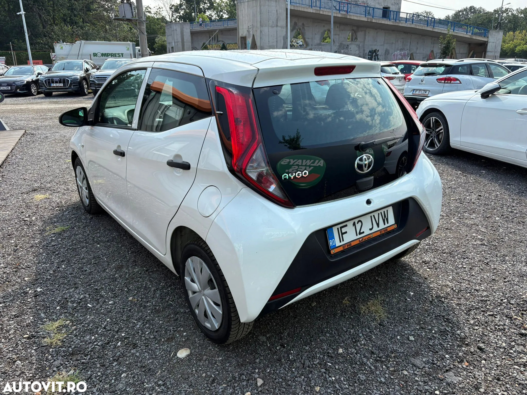 Toyota Aygo 1.0 VVY-I 5 usi X - 3