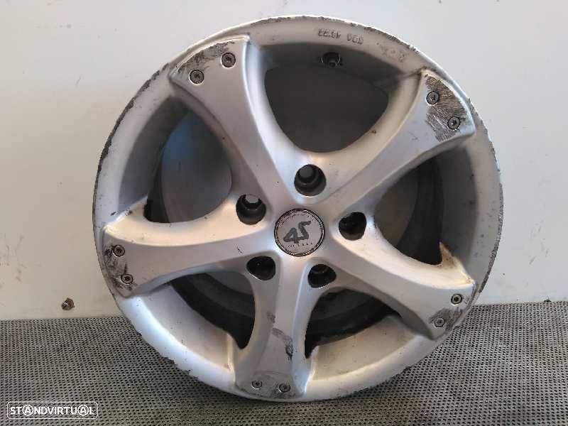 PNEU HONDA CR-V RD8 - 1