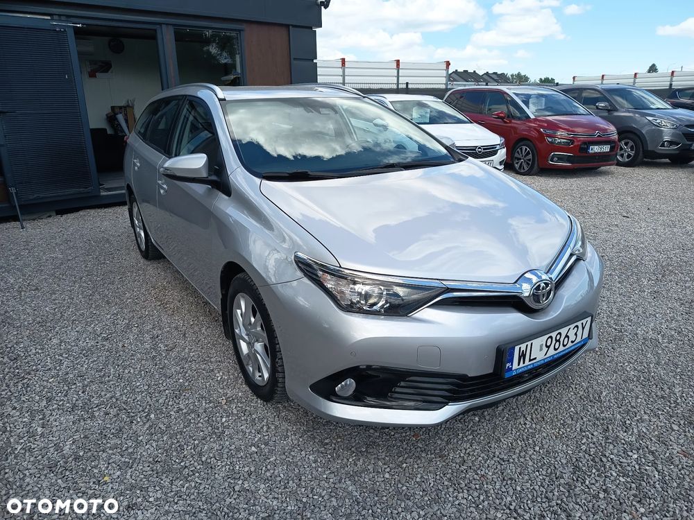 Toyota Auris 1.6 Dynamic - 13