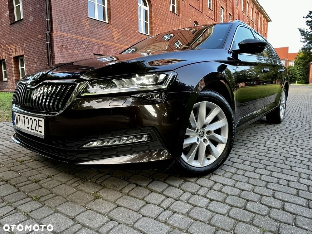 Skoda Superb 2.0 TDI SCR Ambition DSG - 17