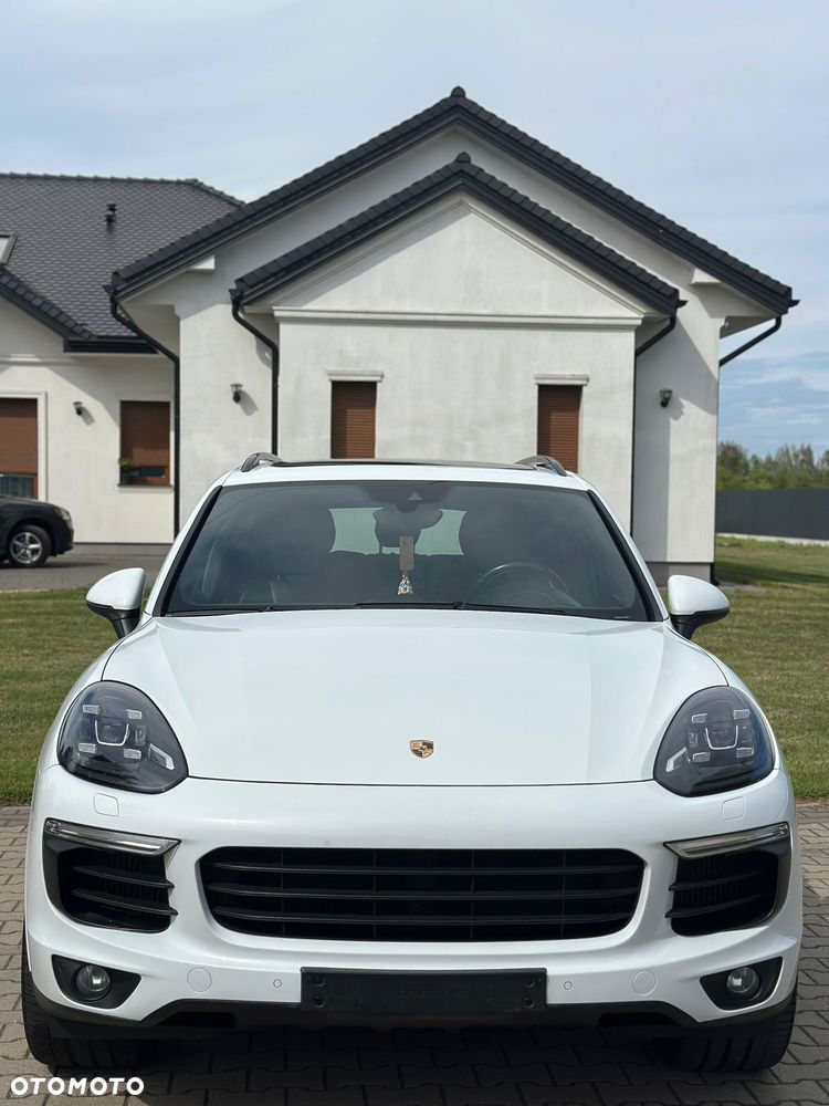 Porsche Cayenne Diesel Platinum Edition - 3