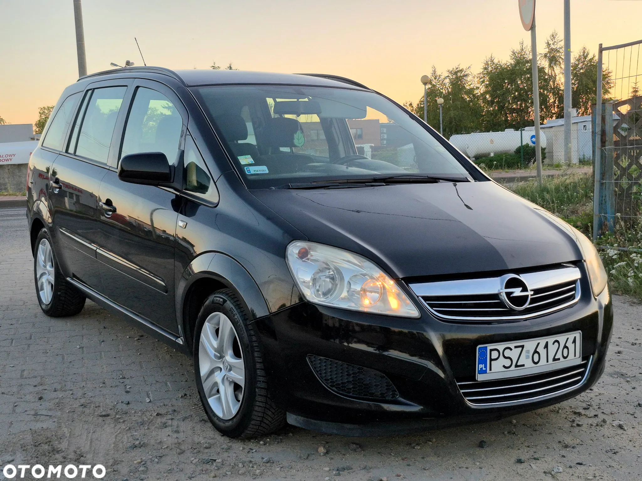 Opel Zafira 1.9 CDTI Elegance - 4