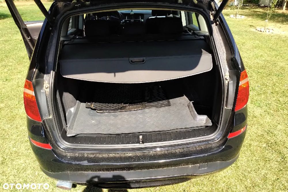 BMW X3 sDrive18d - 11