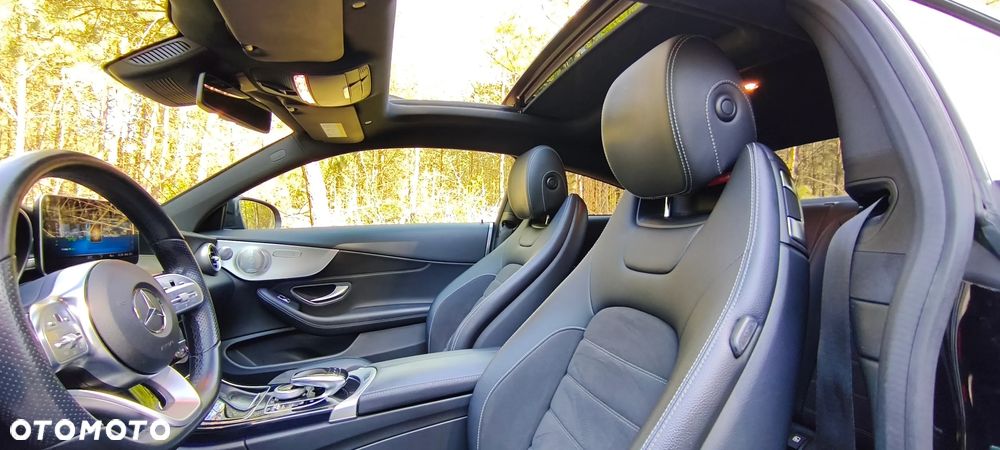Mercedes-Benz Klasa C 200 4Matic 9G-TRONIC AMG Line - 12